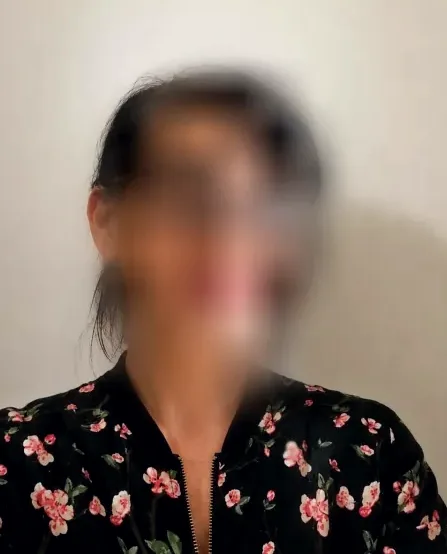 Anna, 39