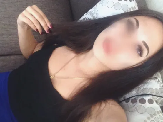 Anna, 34
