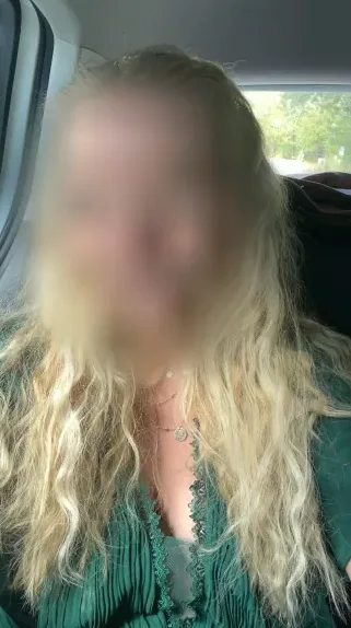 Antonia, 29