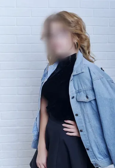 Clara, 26