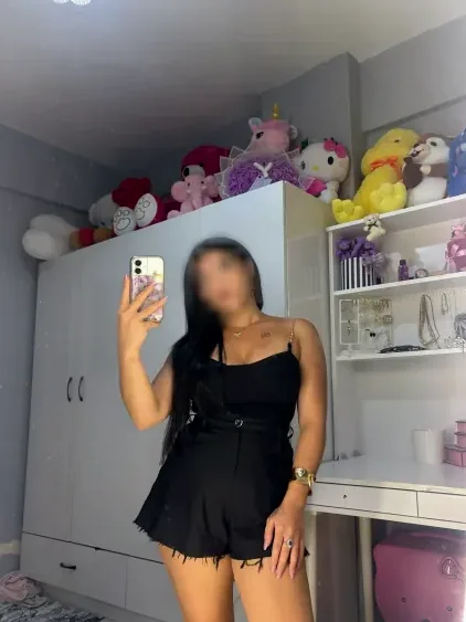 Franziska, 27