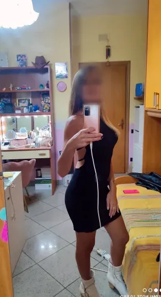 Lea, 34