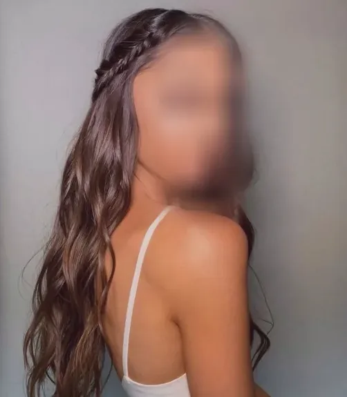 Lena, 29