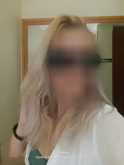 Sophia, 39