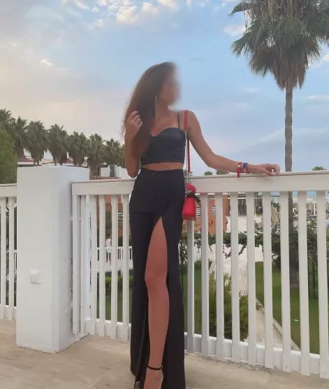 Viktoria, 39