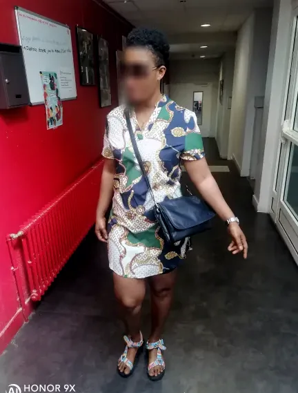 Yvonne, 32